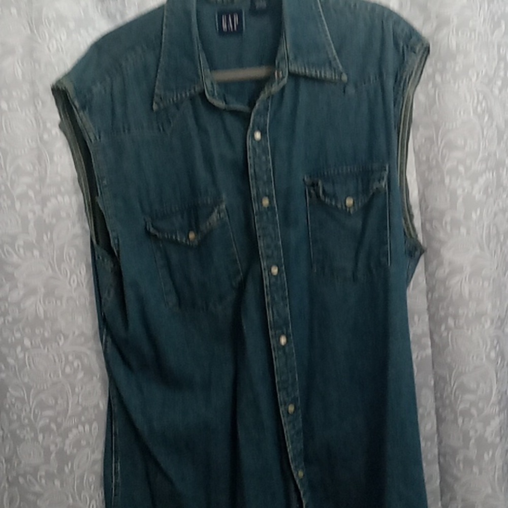 Men's shirt